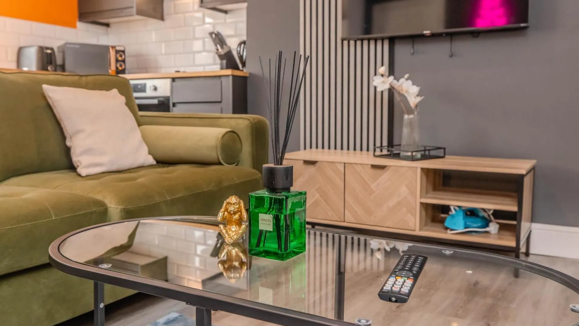 Modern 2-Bedroom Flat With Complimentary Parking Hove 0*,  Royaume-Uni